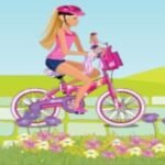 Barbie merge pe bicicleta